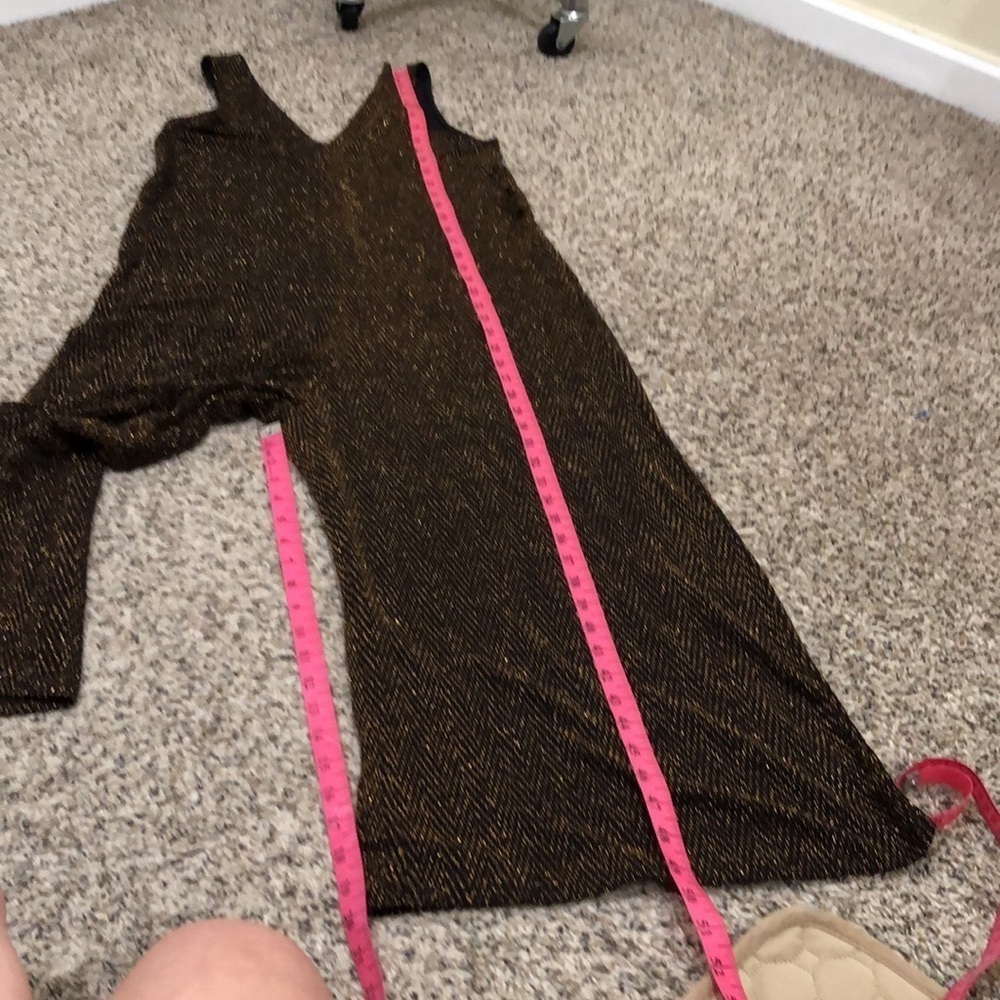 Francesca’s Collection Lush Wide Leg Jumpsuit Size Small Black Bronze Chevron - Picture 9 of 11